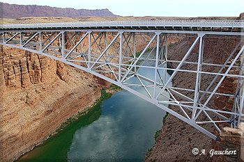 Blick auf die Navajo Bridge